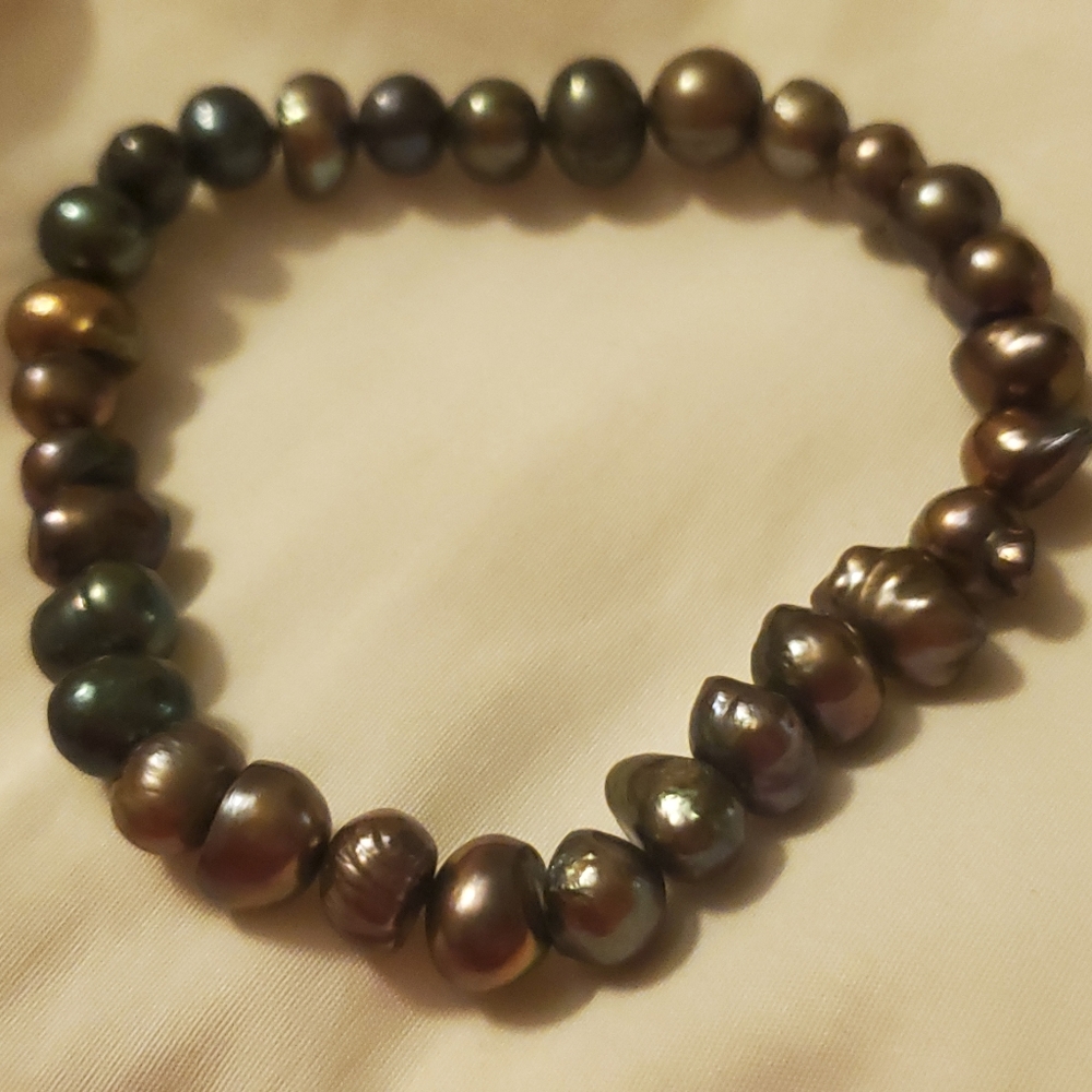 Metallic Color Pearl Handmade Stretch Bracelet